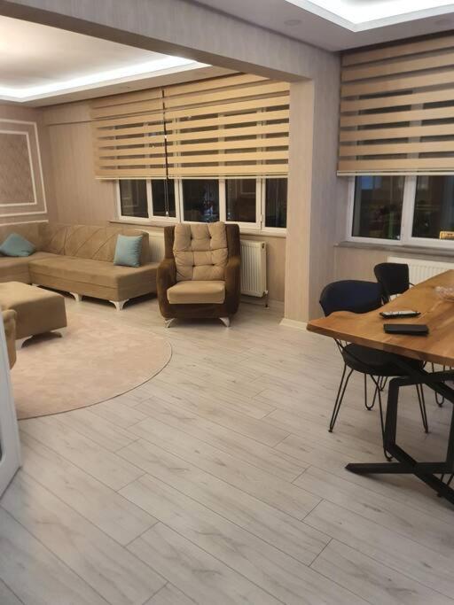 Apartamento Muekemmel Konumda Luex Family Concept Daire Sivas Exterior foto