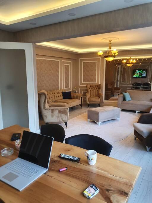 Apartamento Muekemmel Konumda Luex Family Concept Daire Sivas Exterior foto